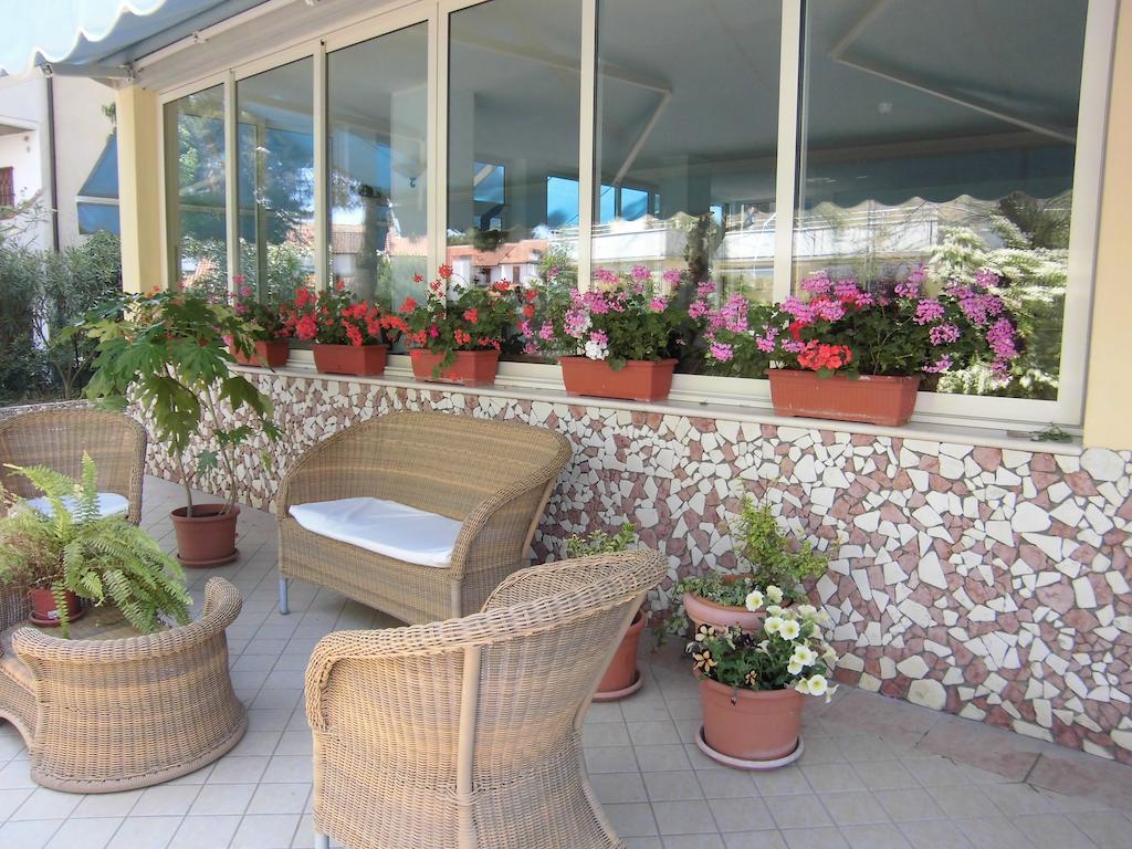 Hotel Europa Park Lido di Spina Exterior foto